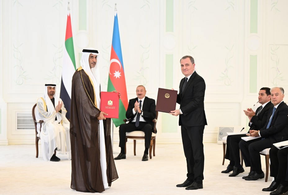 Liderlərin geniş tərkibdə görüşü oldu -FOTOLAR (YENİLƏNİB)