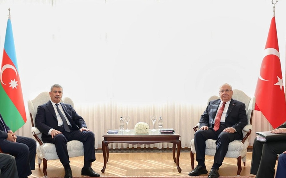 Azərbaycan və Türkiyə müdafiə nazirləri görüşdü - FOTOLAR (YENİLƏNİB)