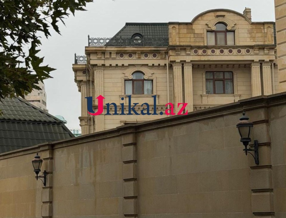 Ramiz Mehdiyev ev dustaqlığını bu villasında çəkir - Qonşusu məşhur generaldır(FOTOLAR)