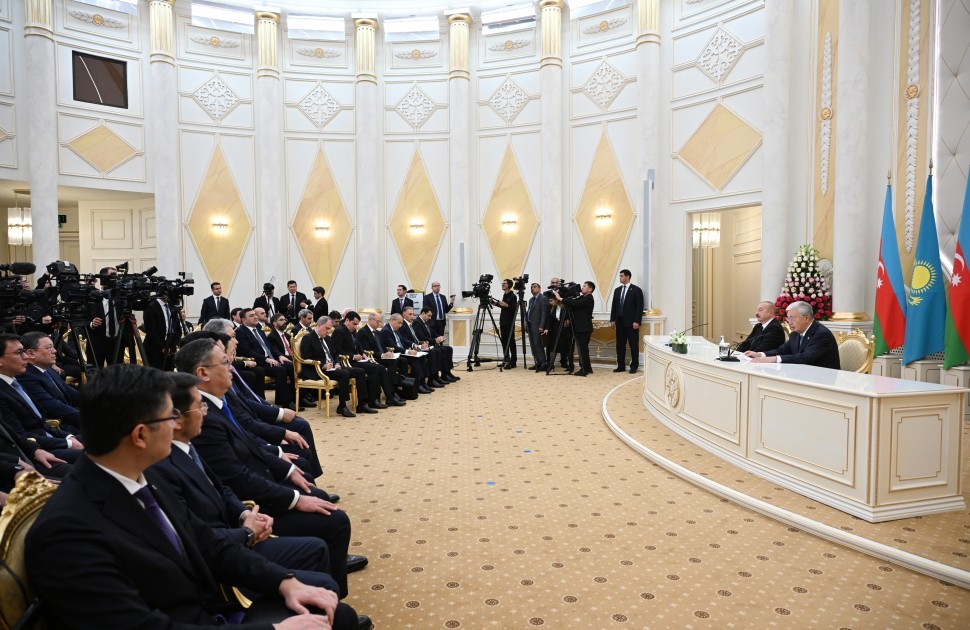 Prezidentlər mətbuata bəyanatlarla çıxış ediblər -FOTOLAR (YENİLƏNİB)