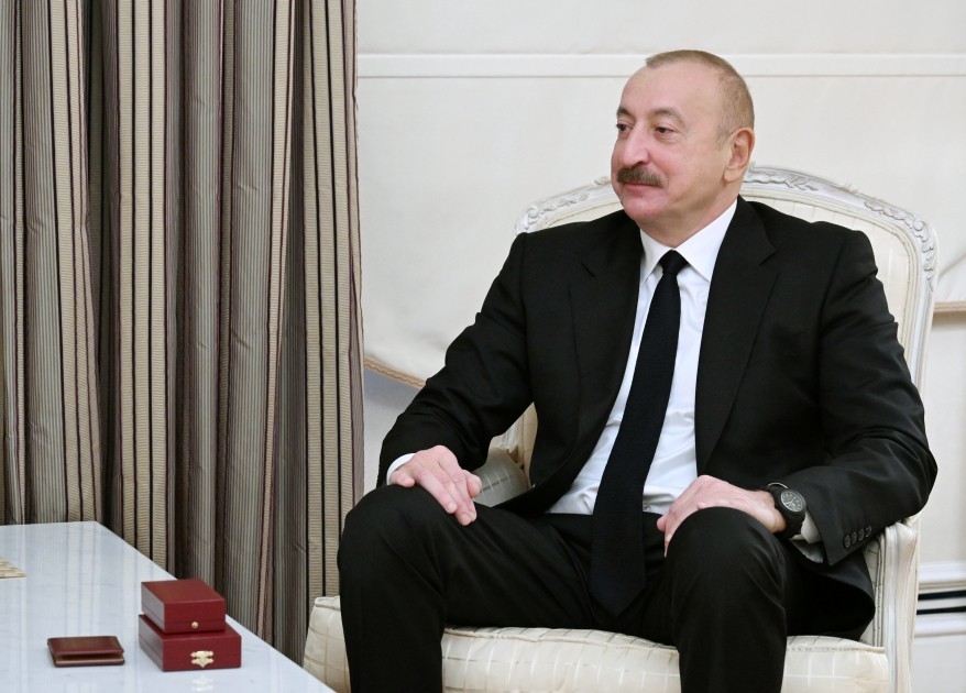 İlham Əliyev Yaqub Eyyubova “İstiqlal” ordenini təqdim etdi - FOTOLAR