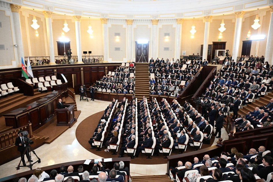 Prezident AMEA-da çıxış etdi -YENİLƏNİB (FOTOLAR)