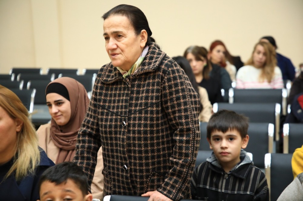 Niyazi Bayramov 10 nömrəli tam orta məktəbdə vətəndaşlarla görüşüb -FOTOLAR