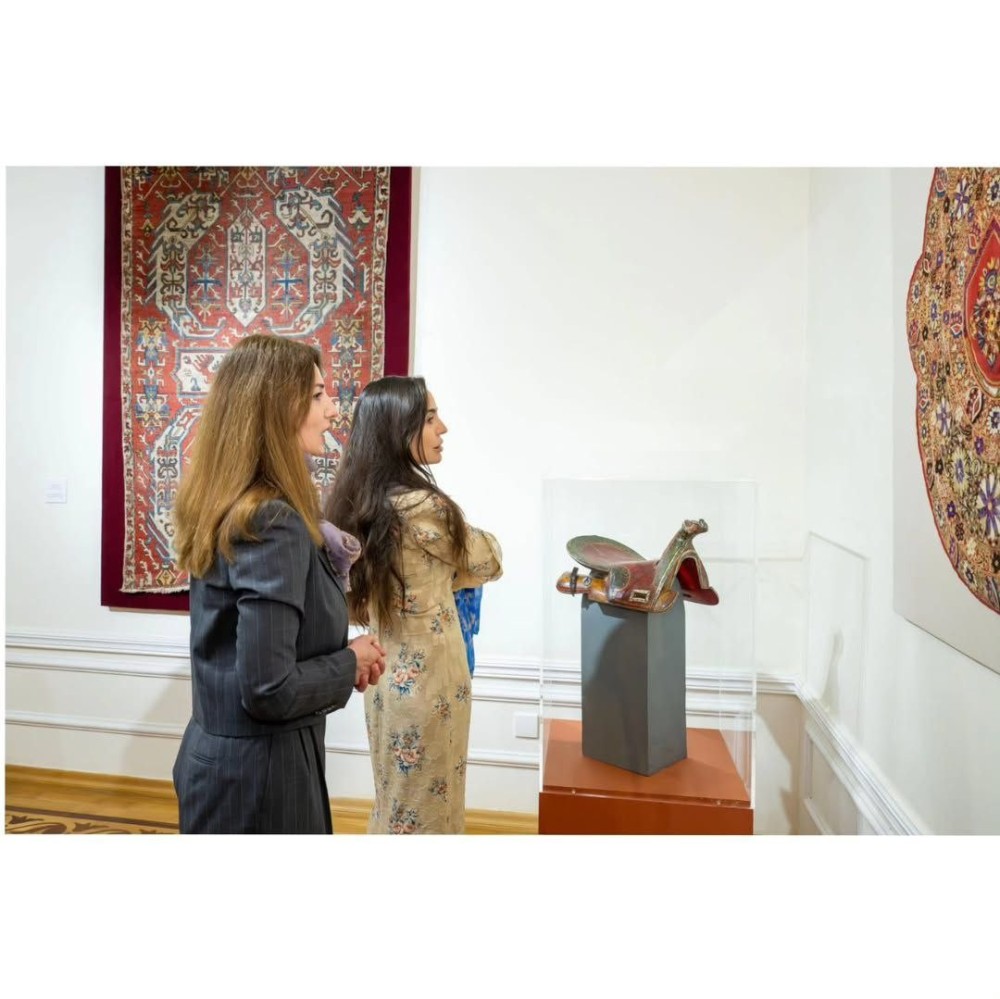 Arzu Əliyeva Milli İncəsənət Muzeyindən paylaşım etdi -FOTOLAR