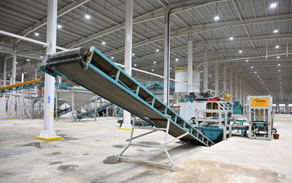 İlham Əliyev Bakıda zavod açılışında- FOTOLAR