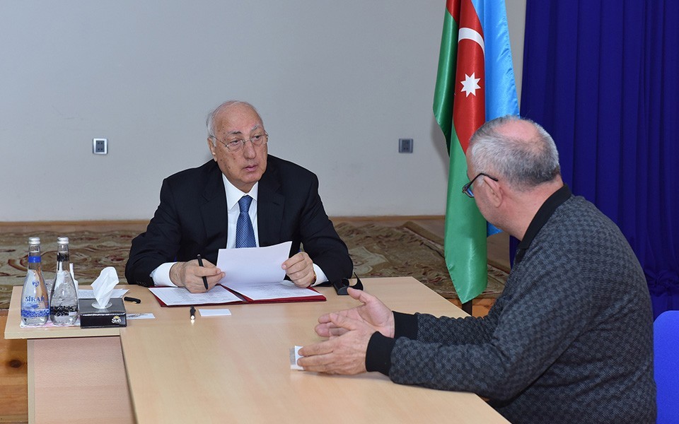 Zakir Fərəcov sakinlərlə görüşdü, tapşırıqlar verdi- FOTOLAR