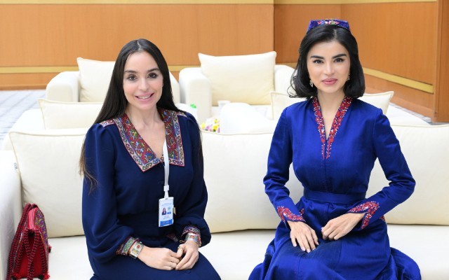 Prezidentlərin qızları görüşdü -FOTOLAR