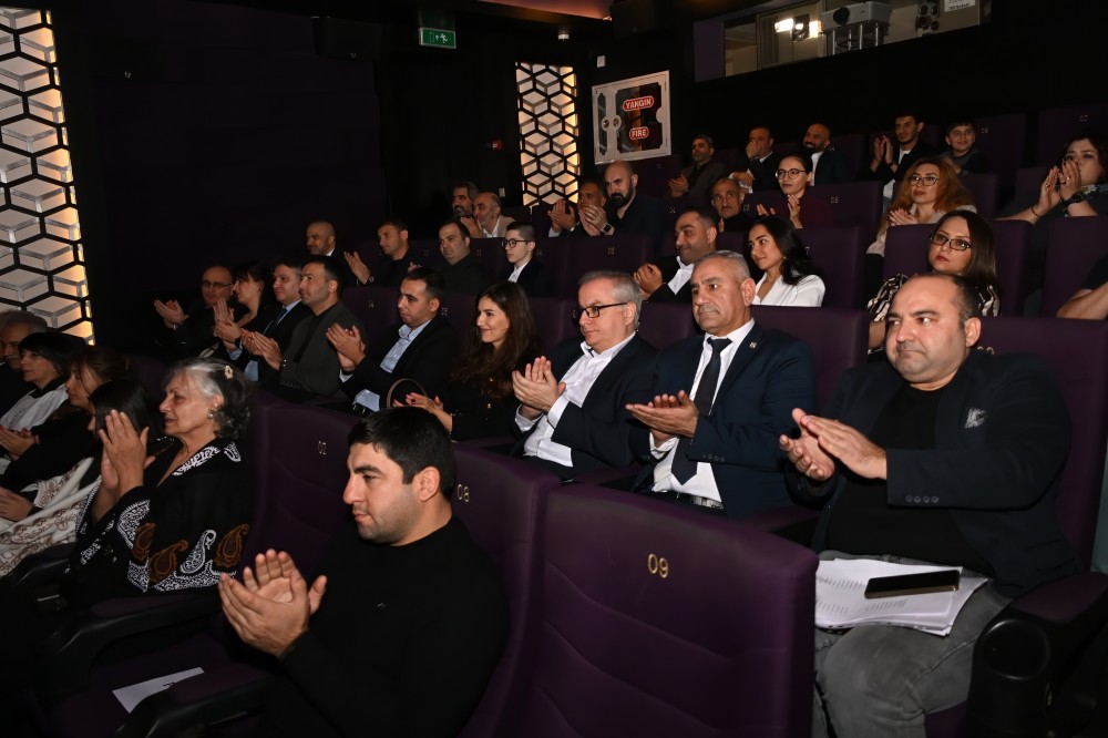 Nizami Kino Mərkəzində "Qələbə nəfəsi" sənədli filminin təqdimatı keçirilib.