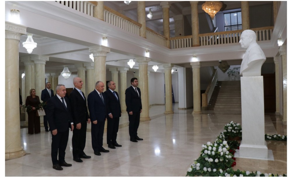 YAP “Ulu Öndər Heydər Əliyev yolunun Müzəffər davamçısı” adlı tədbir keçirdi -FOTOLAR